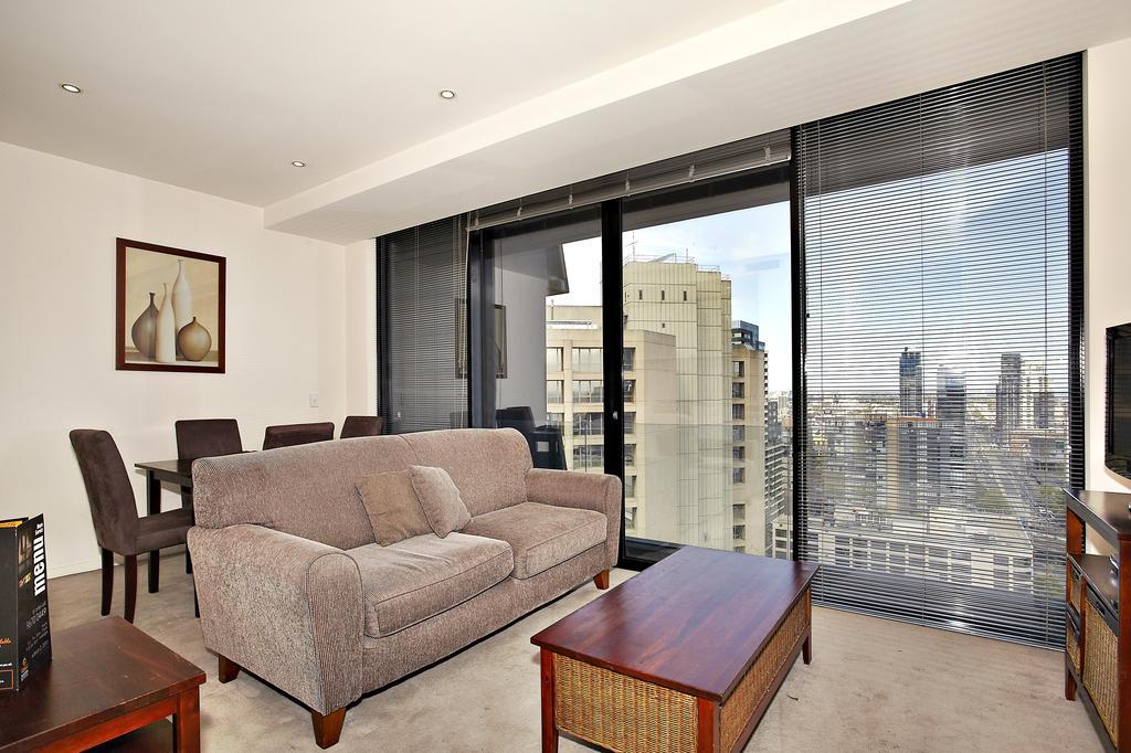 Astra Apartments Мельбурн Номер фото