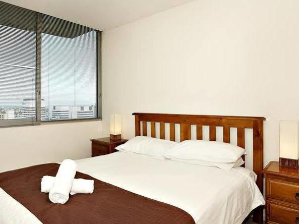 Astra Apartments Мельбурн Экстерьер фото