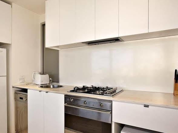 Astra Apartments Мельбурн Экстерьер фото